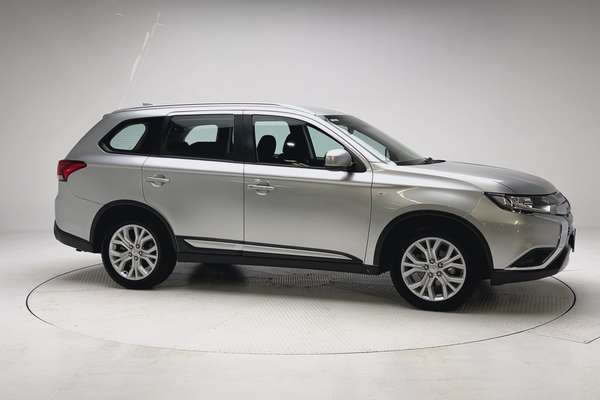2019 Mitsubishi Outlander ES ADAS ZL thumb-3