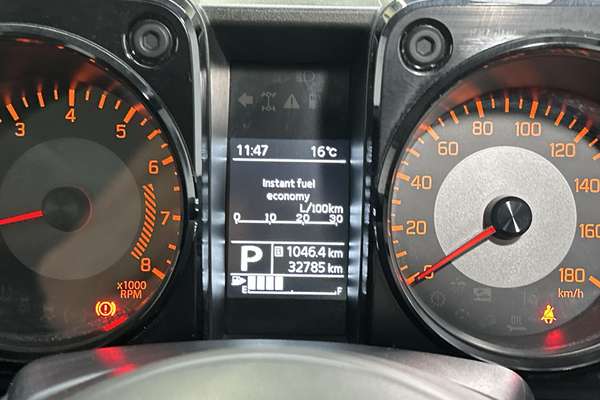 2024 Suzuki Jimny GLX GJ thumb-12