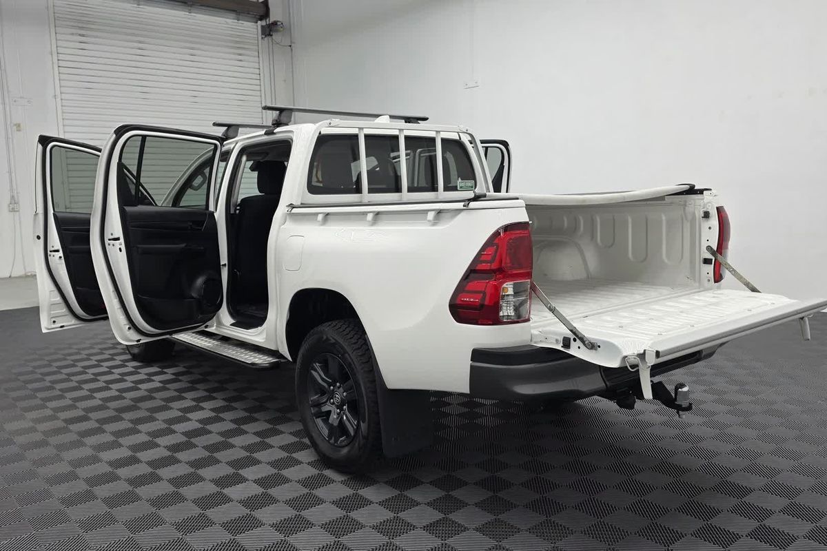 2022 Toyota Hilux SR GUN126R 4X4