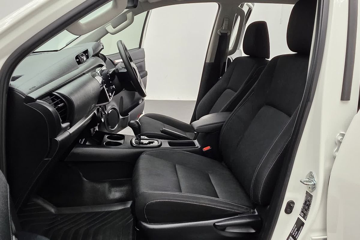 2022 Toyota Hilux SR GUN126R 4X4