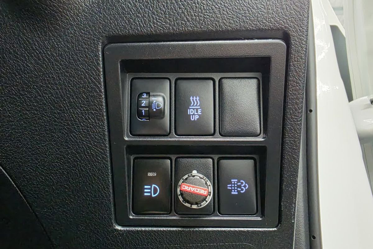 2022 Toyota Hilux SR GUN126R 4X4