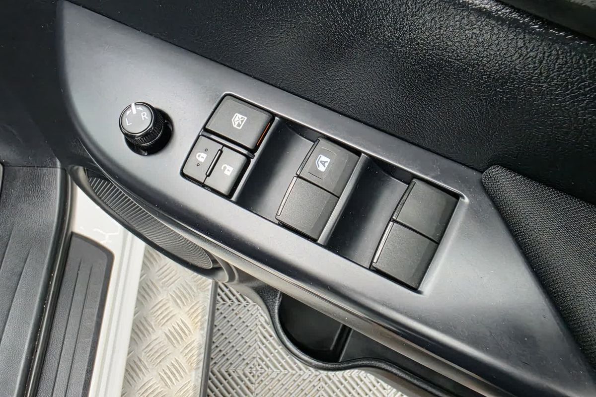 2022 Toyota Hilux SR GUN126R 4X4