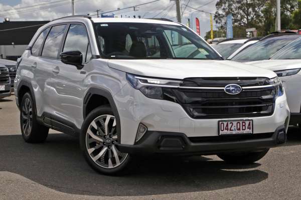 2025 Subaru Forester Hybrid Touring S6