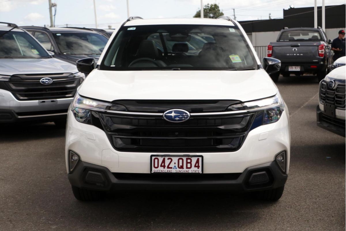 2025 Subaru Forester Hybrid Touring S6
