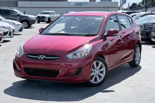 2017 Hyundai Accent Sport RB6