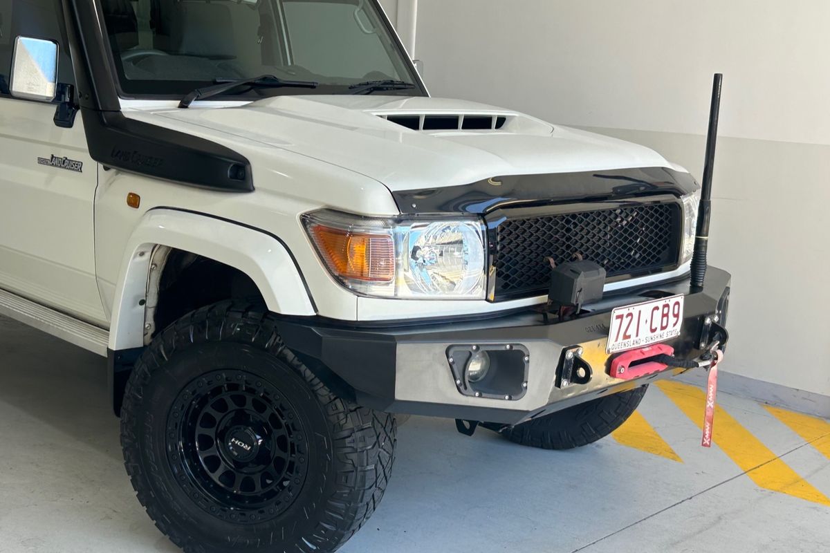 2021 Toyota Landcruiser GXL VDJ76R