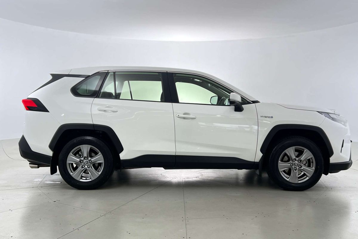 2022 Toyota RAV4 GX AXAH54R