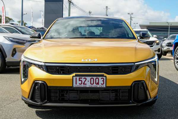 2025 Kia K4 GT-Line CL4m thumb-2