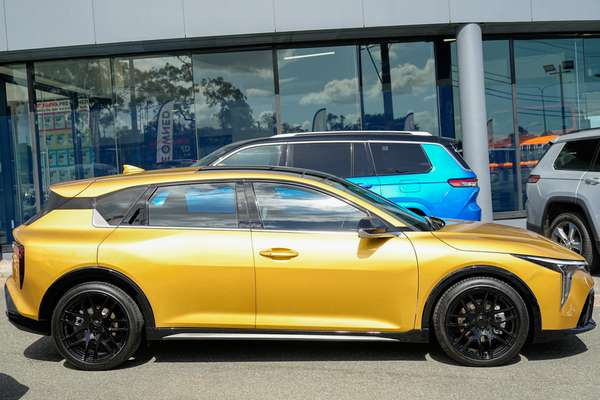 2025 Kia K4 GT-Line CL4m thumb-4