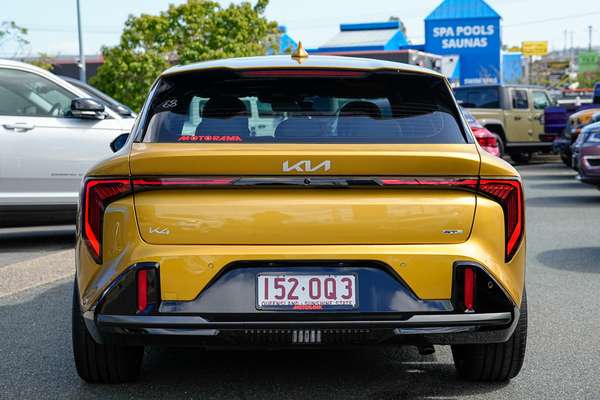 2025 Kia K4 GT-Line CL4m thumb-6