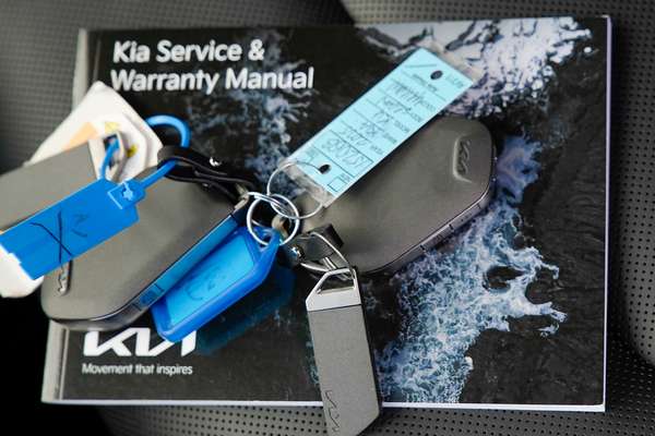 2025 Kia K4 GT-Line CL4m thumb-21