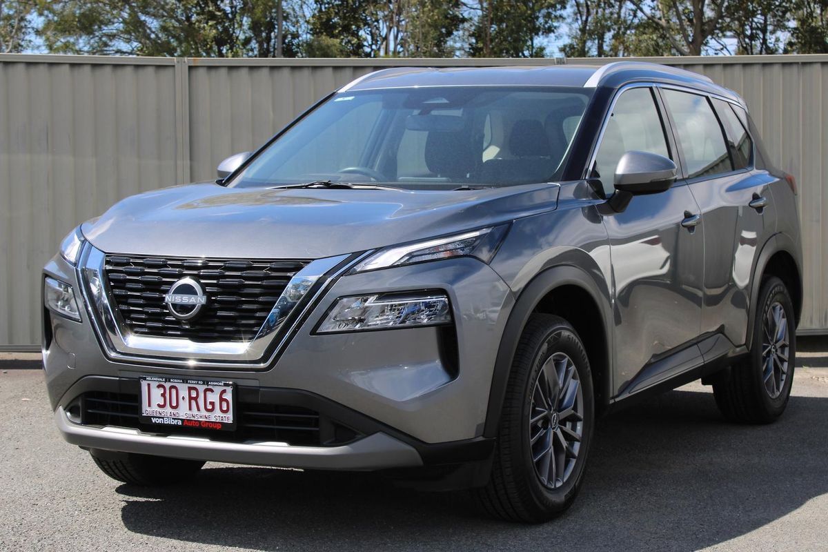 2025 Nissan X-TRAIL ST T33