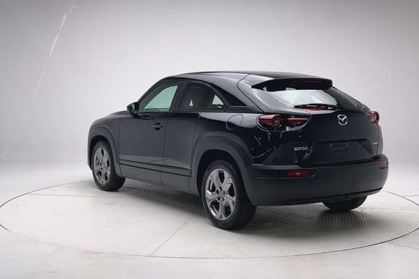 2022 Mazda MX-30 G20e Evolve DR Series thumb-8