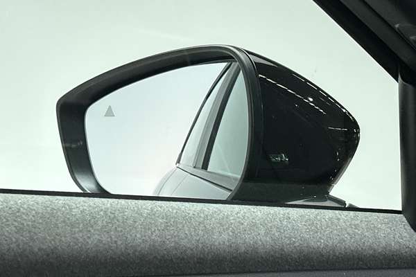 2022 Mazda MX-30 G20e Evolve DR Series thumb-17