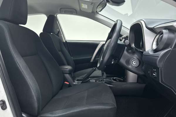 2018 Toyota RAV4 GX ZSA42R thumb-12