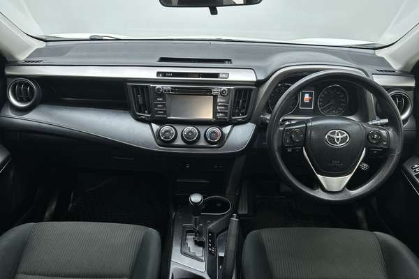 2018 Toyota RAV4 GX ZSA42R thumb-19