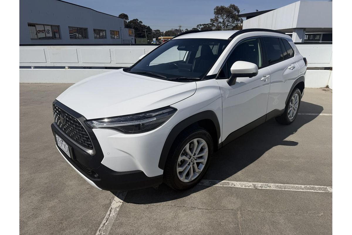 2024 Toyota Corolla Cross GXL MXGA10R