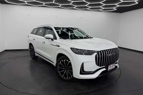 2025 OMODA JAECOO J8 Track