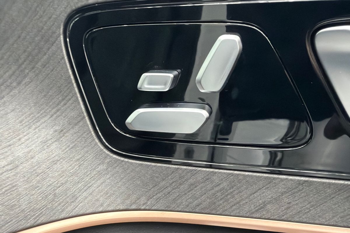 2025 OMODA JAECOO J8 Track