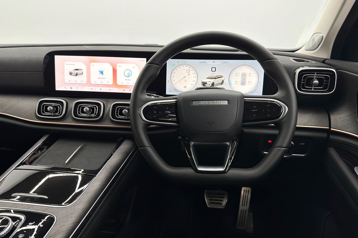2025 OMODA JAECOO J8 Track