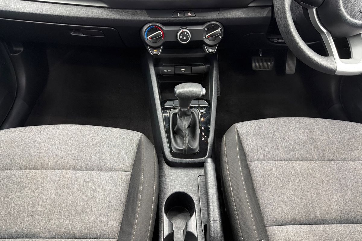 2021 Kia Stonic S YB