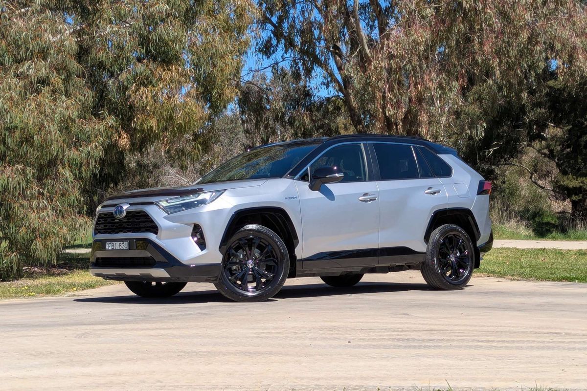 2023 Toyota RAV4 XSE AXAH54R