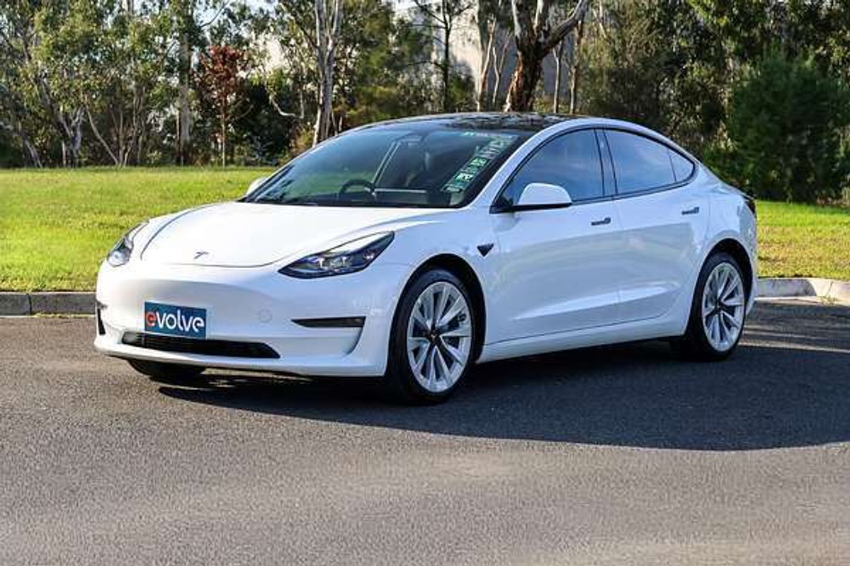 2022 Tesla Model 3 Long Range