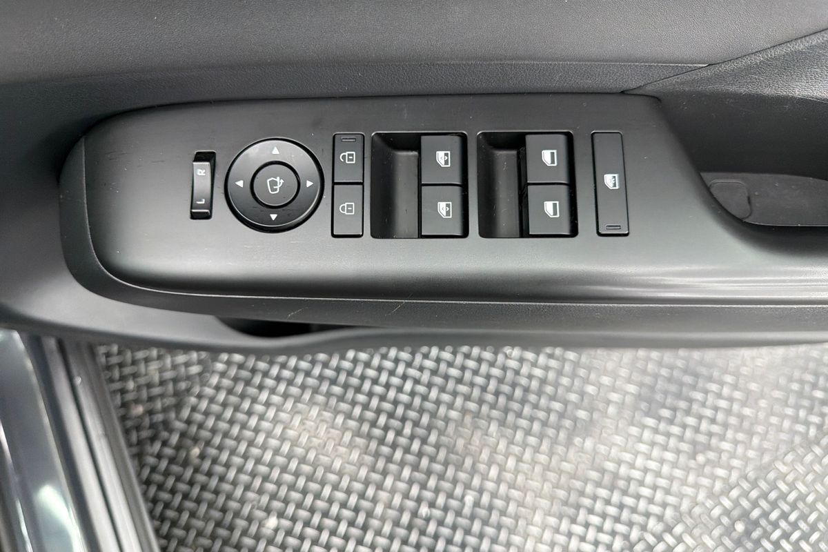 2023 Hyundai Kona Premium SX2.V1