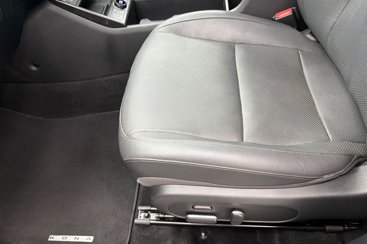 2023 Hyundai Kona Premium SX2.V1