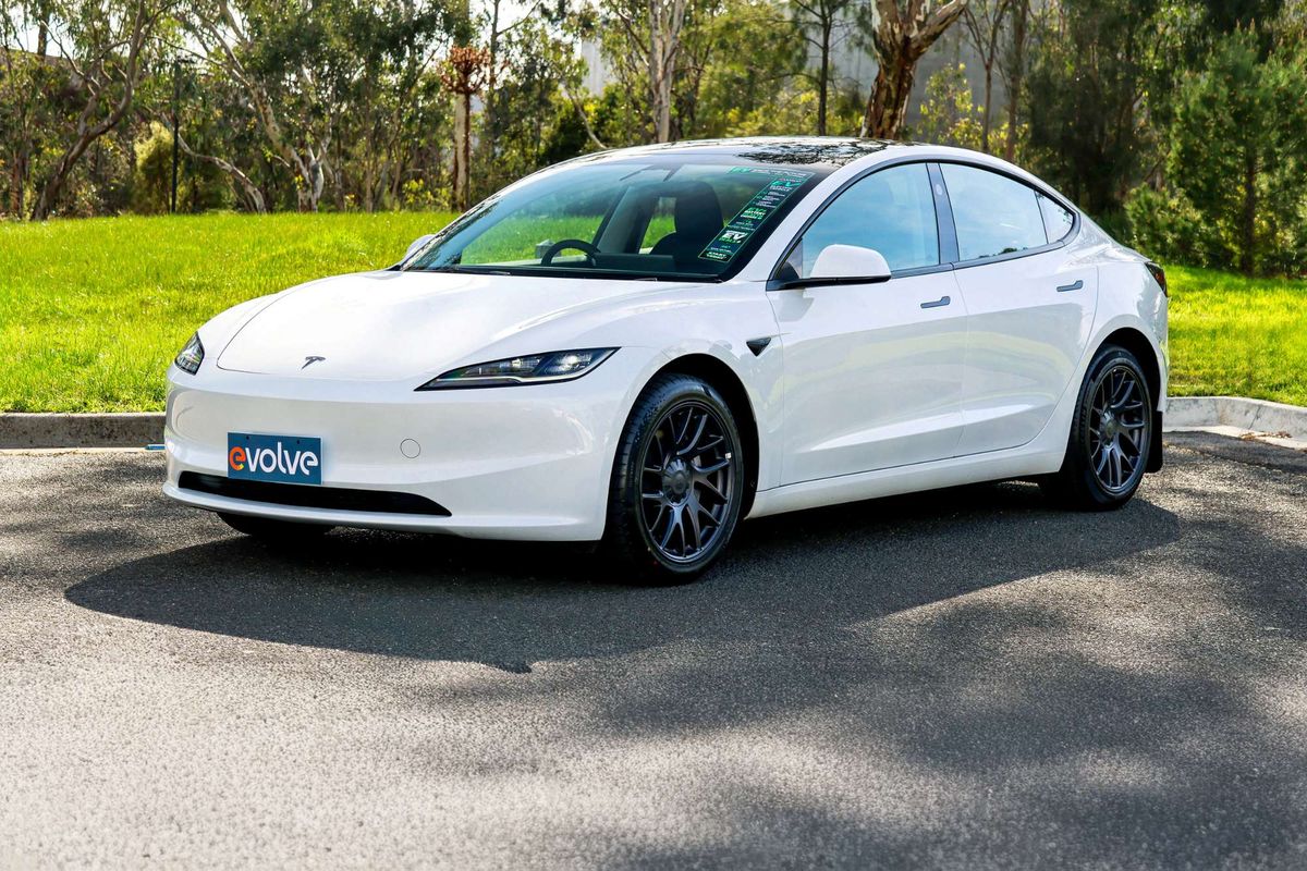 2024 Tesla Model 3 Rear-Wheel Drive