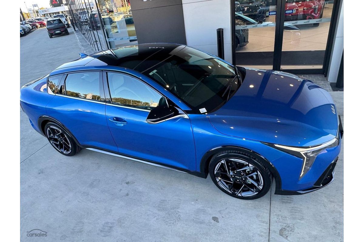 2025 Kia K4 GT-Line CL4m