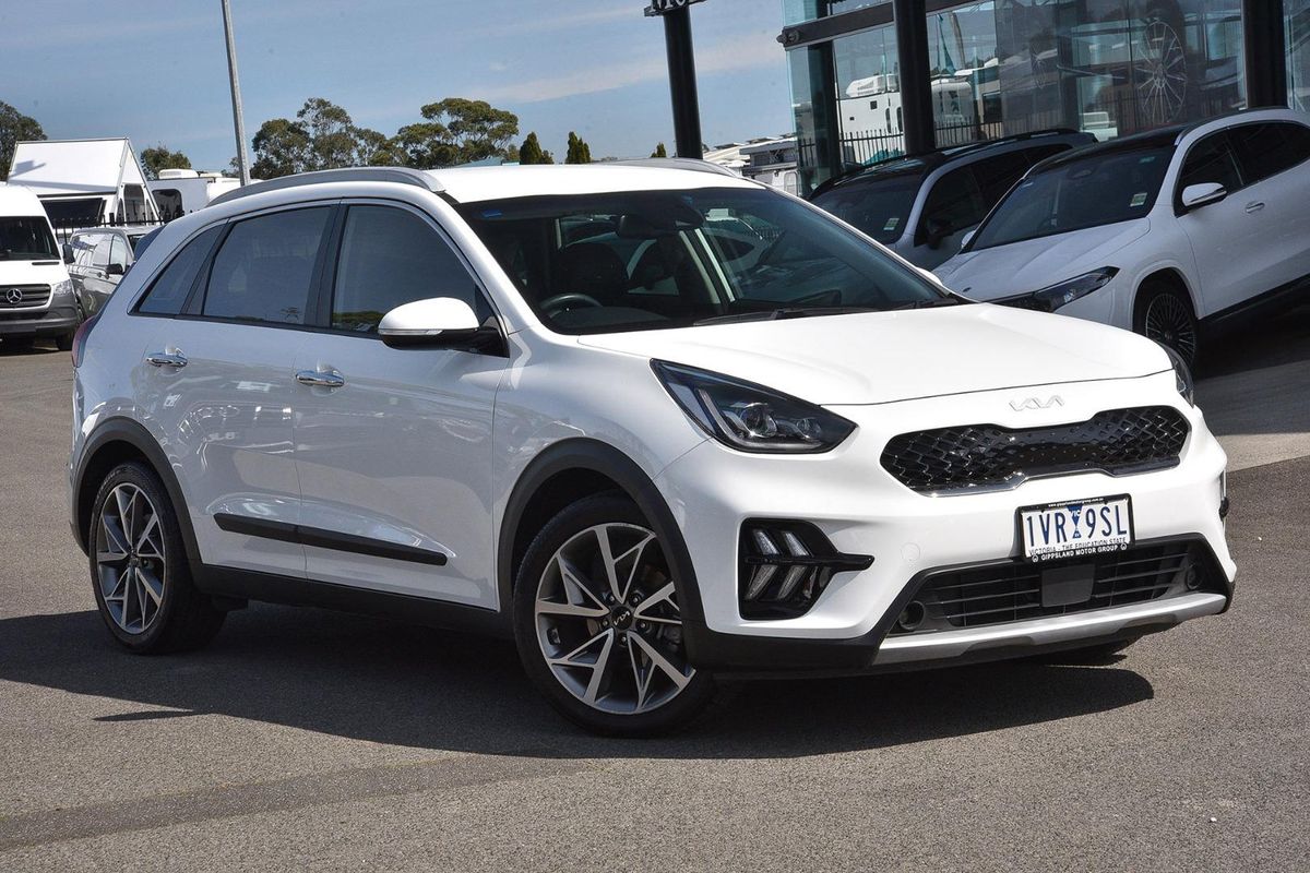 2022 Kia Niro Hybrid Sport DE