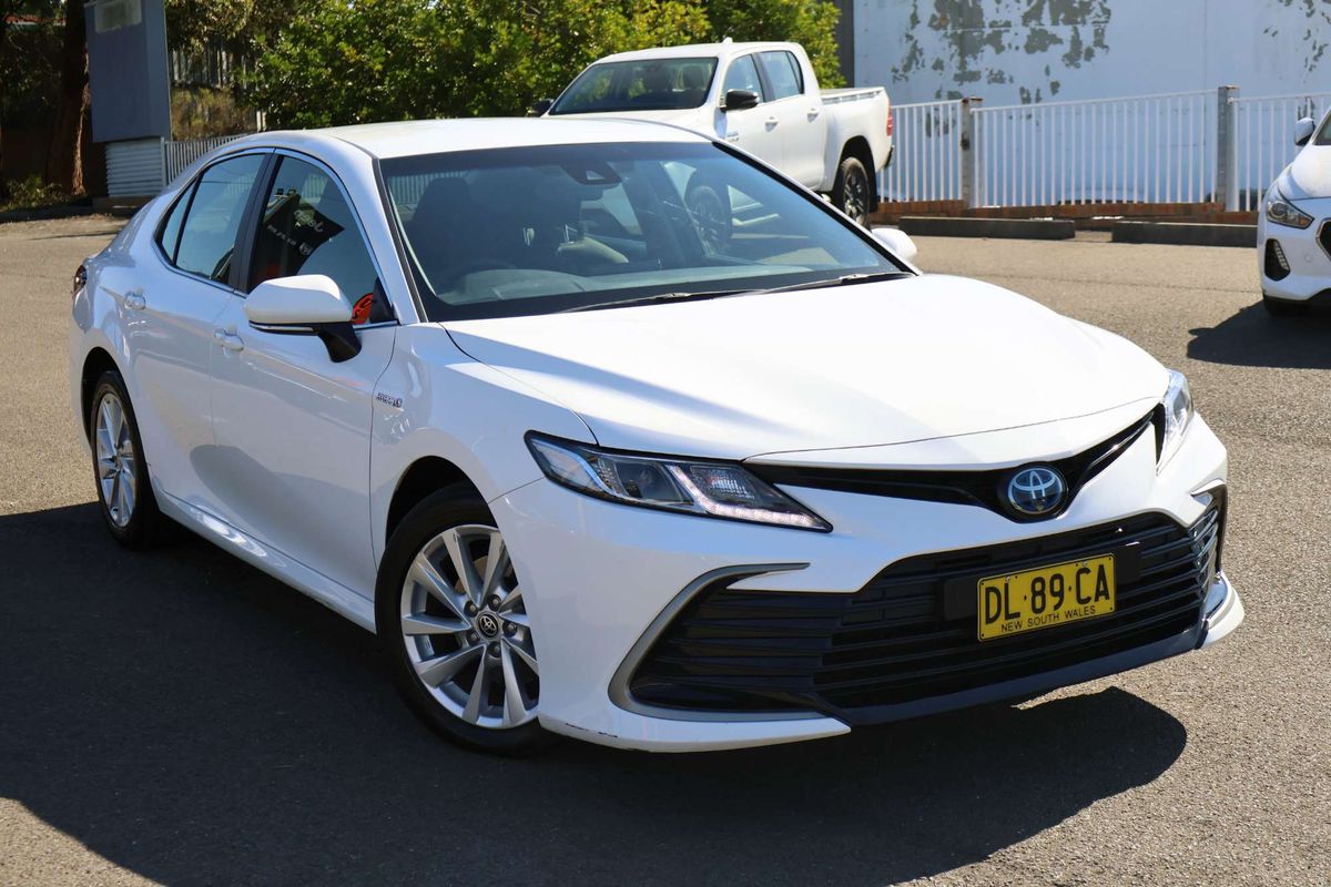 2024 Toyota Camry Ascent AXVH70R