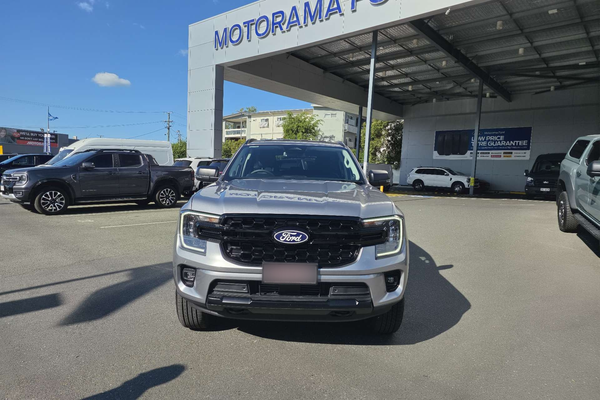 2026 Ford Everest Active 2.0L thumb-2