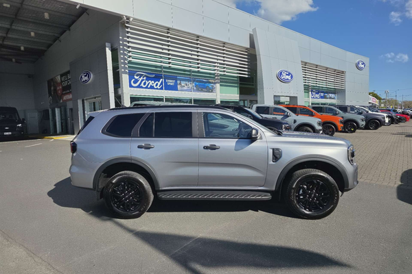 2026 Ford Everest Active 2.0L thumb-4