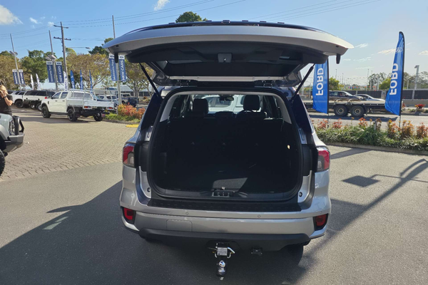 2026 Ford Everest Active 2.0L thumb-6