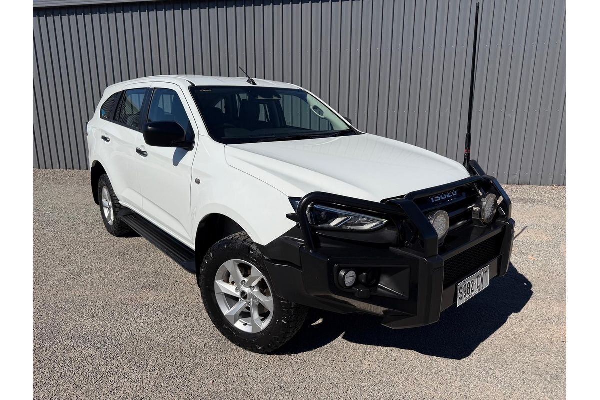 2023 Isuzu MU-X LS-M