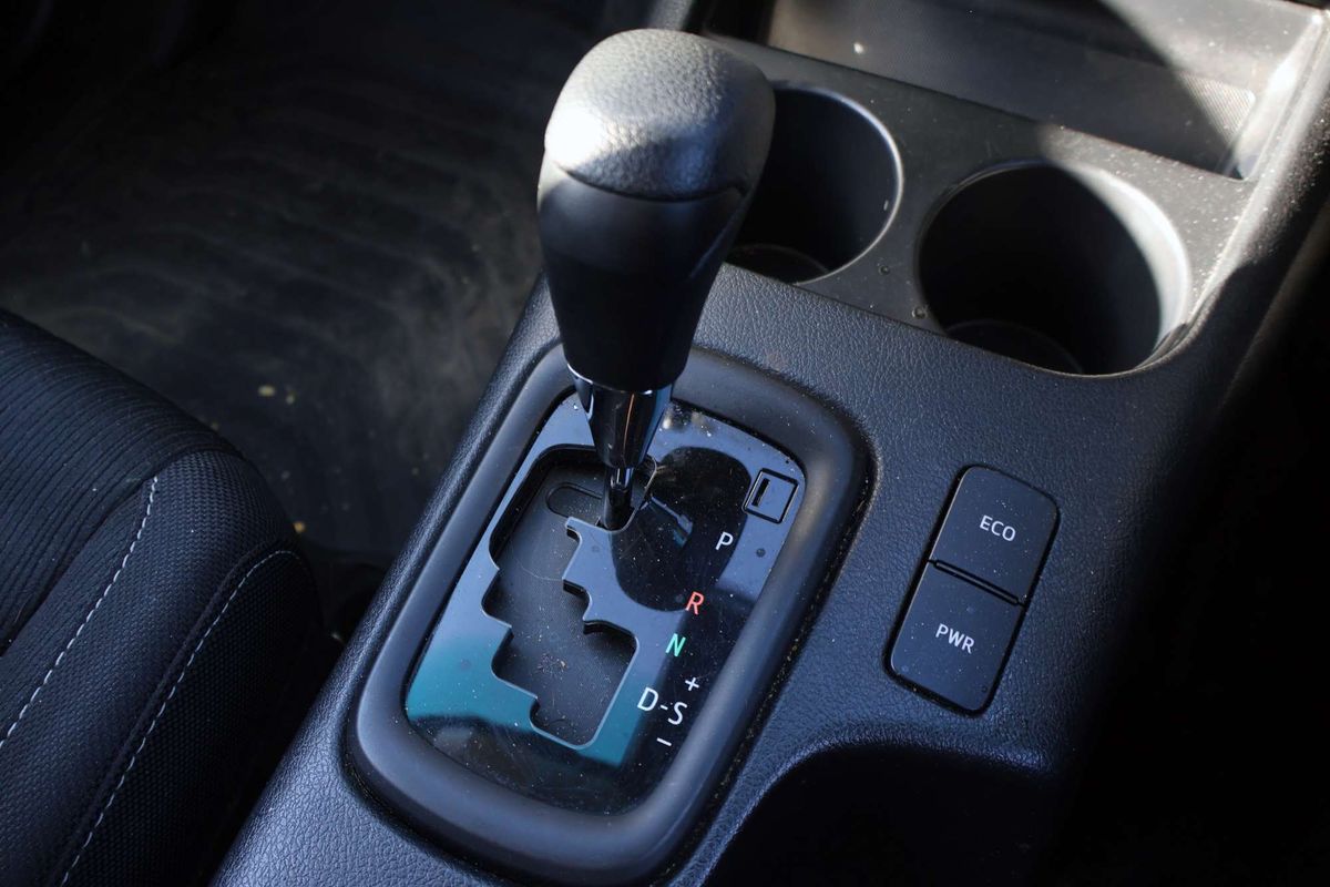 2025 Toyota Hilux SR GUN126R 4X4