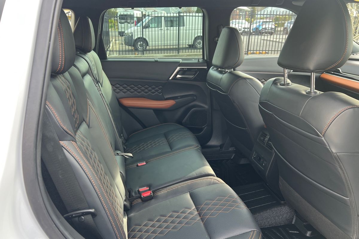 2023 Mitsubishi Outlander Exceed Tourer ZM