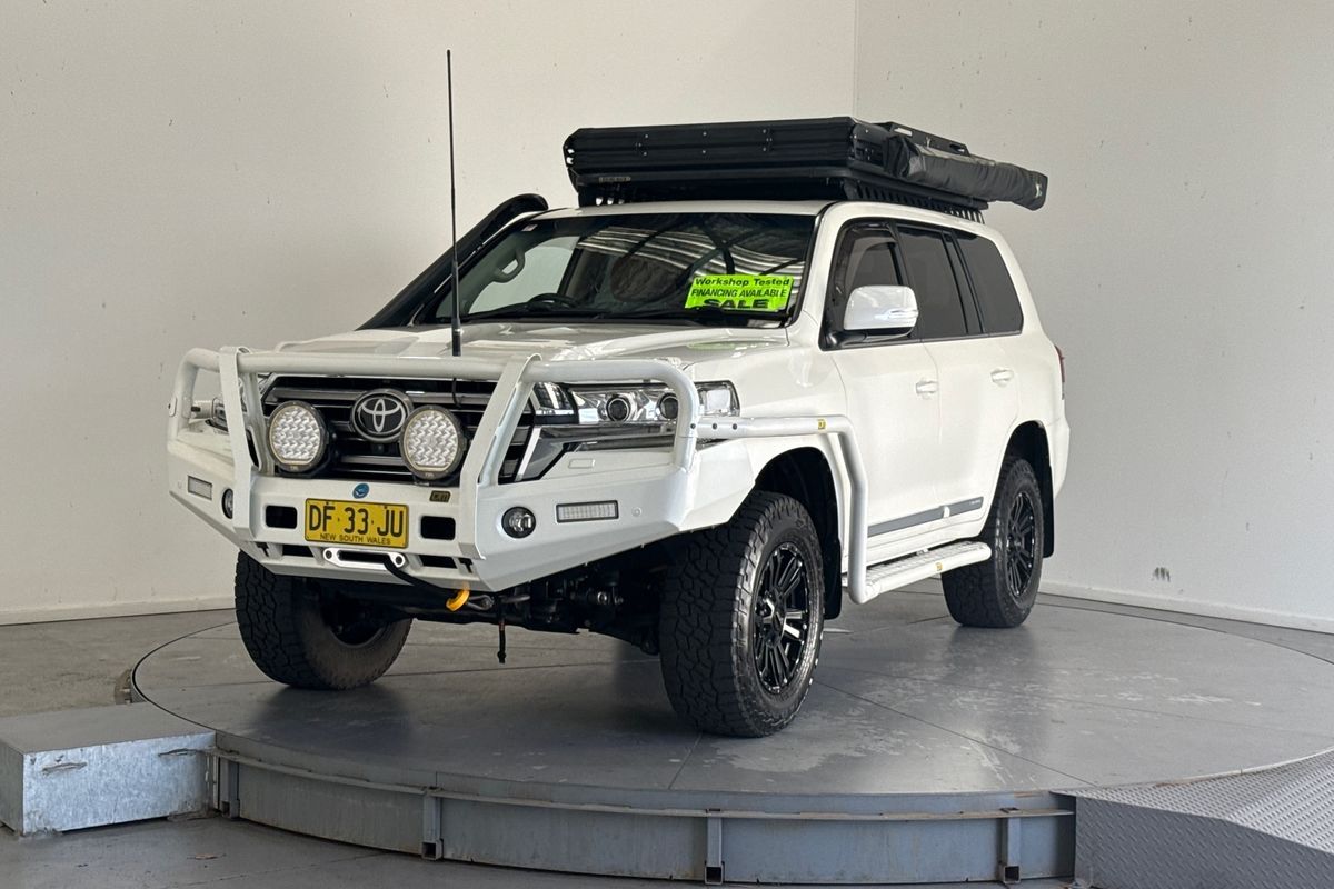 2018 Toyota Landcruiser SAHARA (4x4) VDJ200R MY16