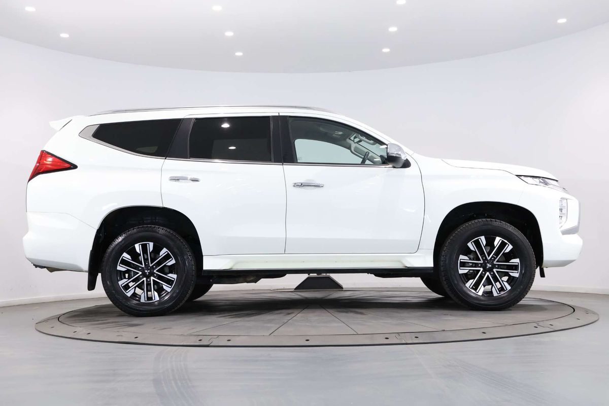 2023 Mitsubishi Pajero Sport GLS QF