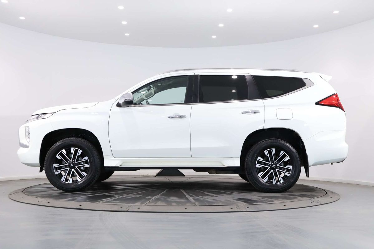 2023 Mitsubishi Pajero Sport GLS QF