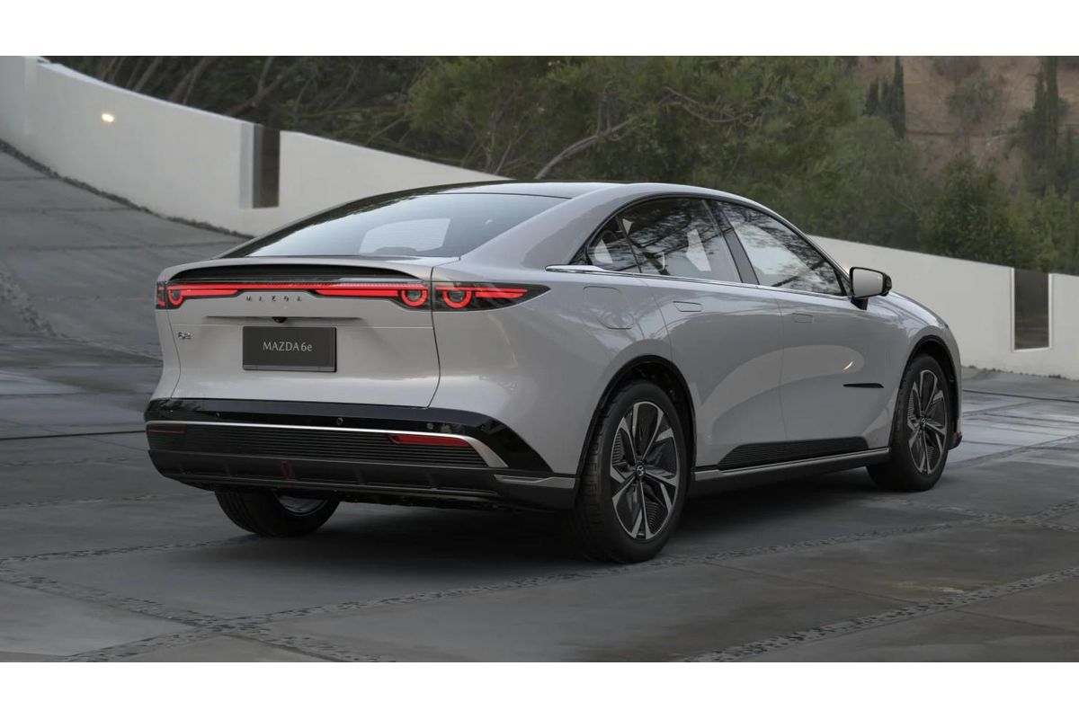 2026 Mazda 6e E35 Atenza