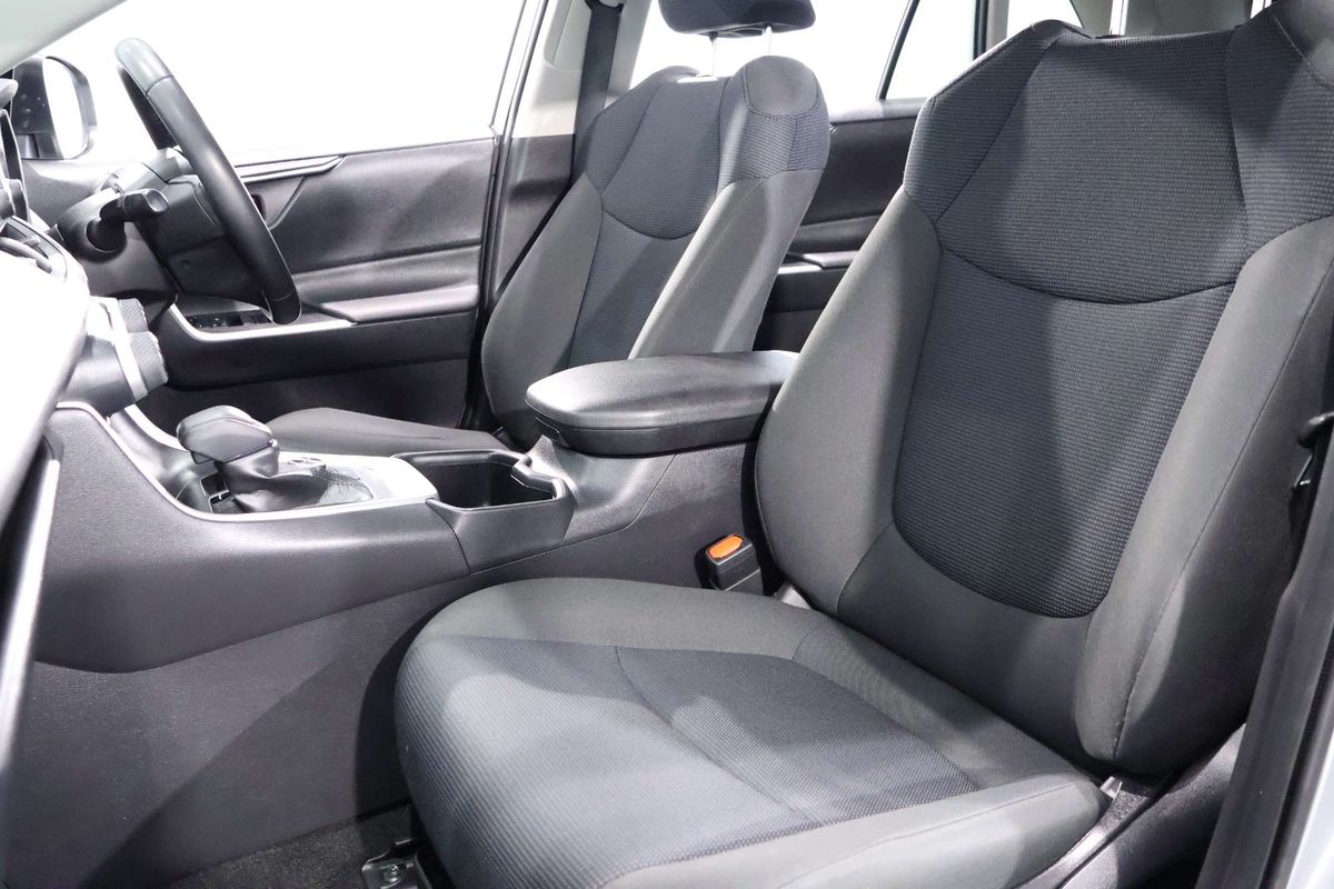 2022 Toyota RAV4 GX AXAH54R