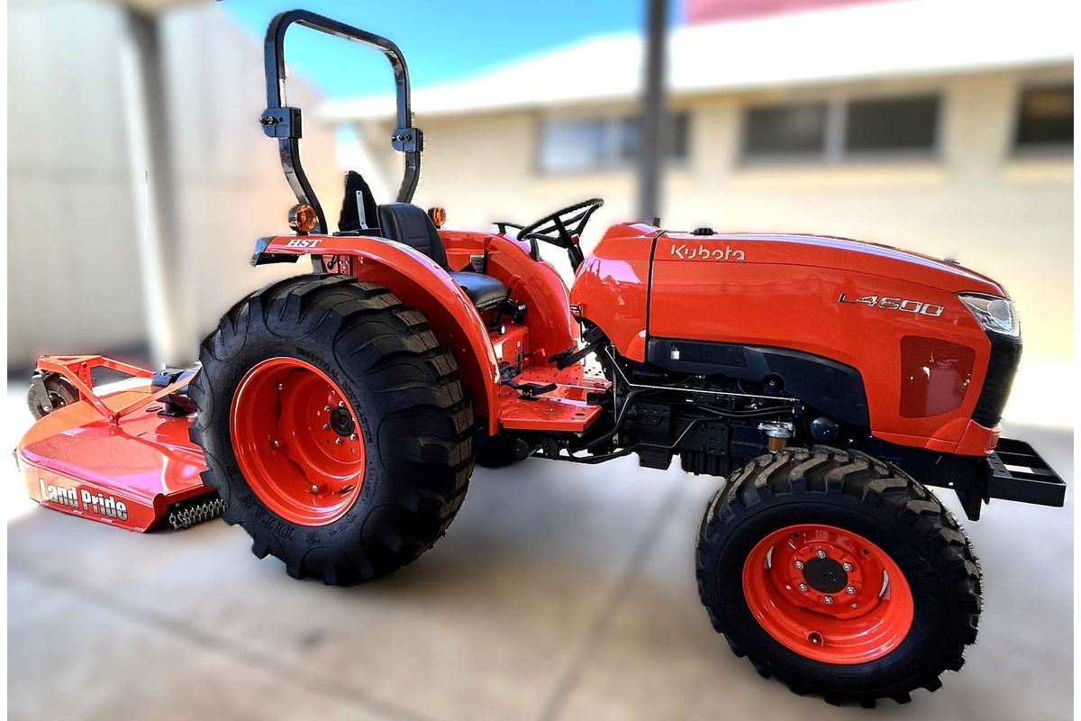 2024 Kubota L4600 ROPS TRACTOR