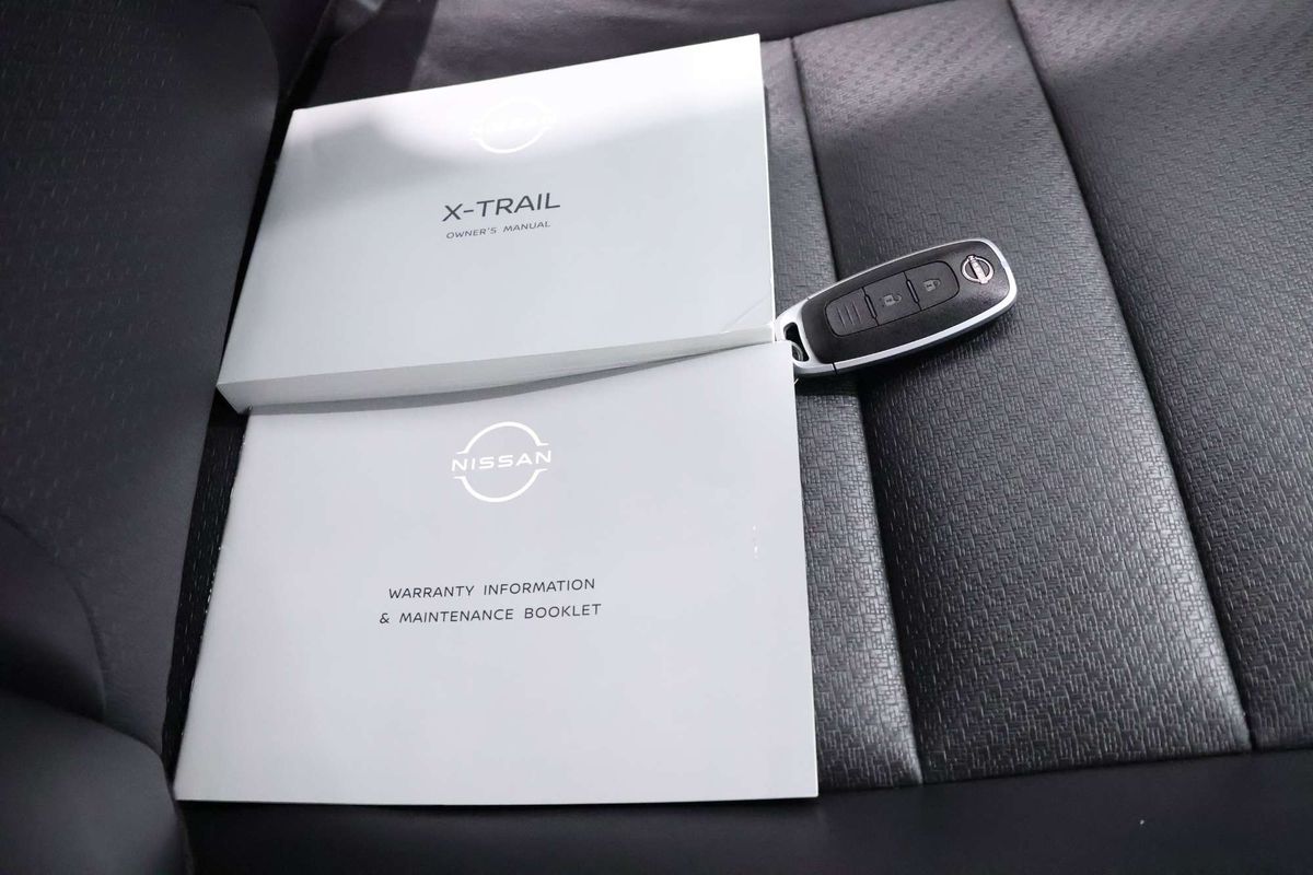 2024 Nissan X-TRAIL ST-L T33