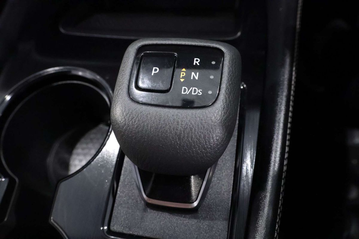 2024 Nissan X-TRAIL ST-L T33