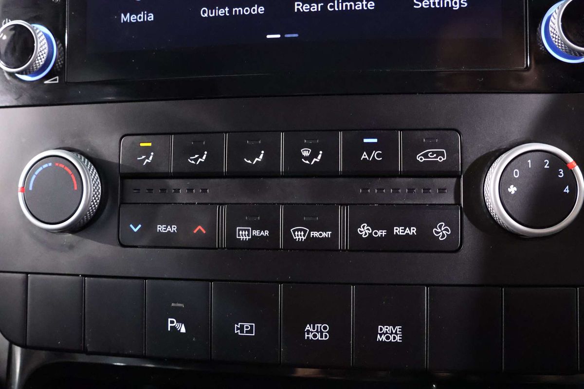 2024 Hyundai STARIA US4.V3