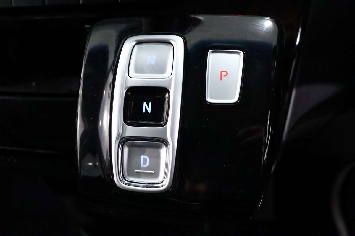 2024 Hyundai STARIA US4.V3