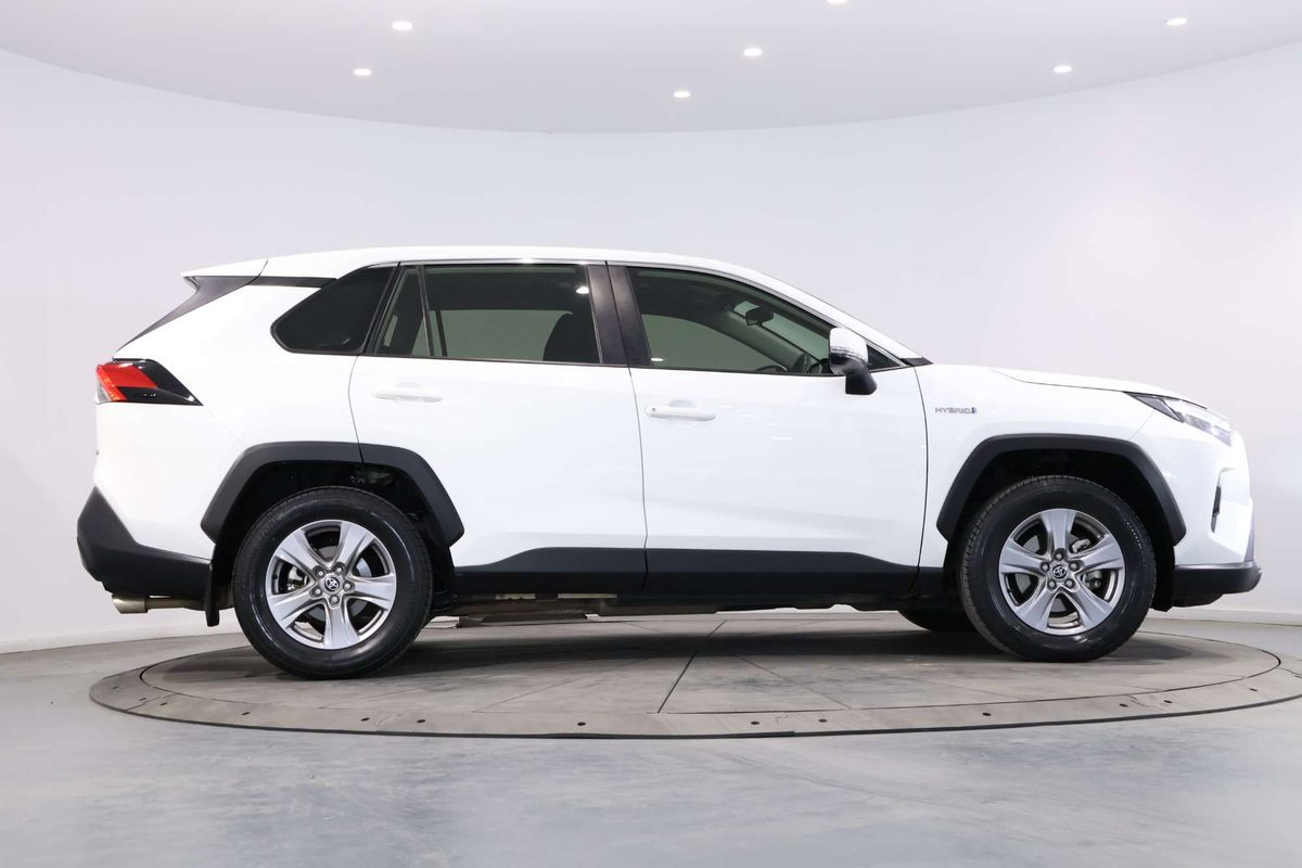 2022 Toyota RAV4 GX AXAH52R